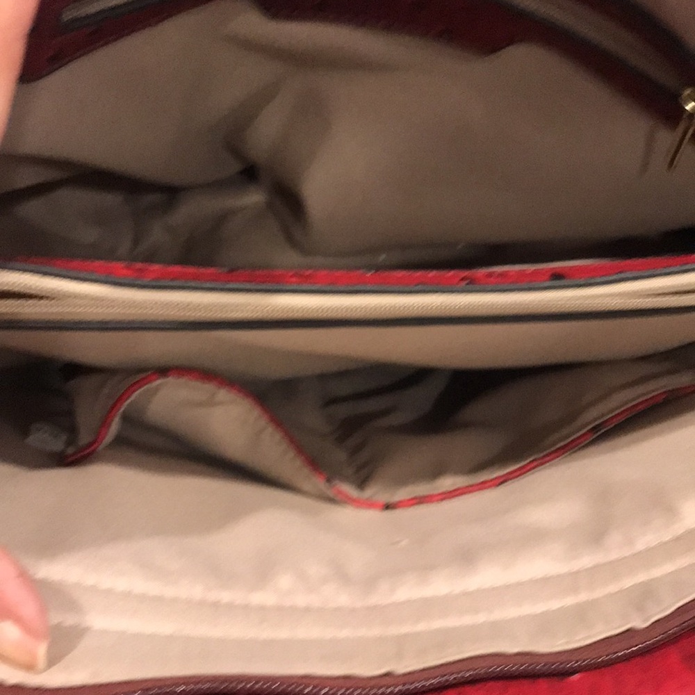 Red Structured Tote Handbag with Gold Hardware - Picture 7 of 10